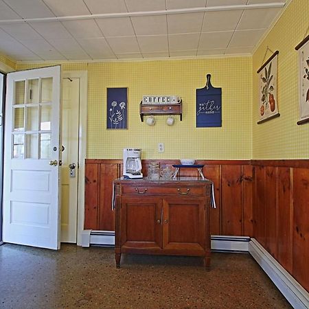 Lofted Cape Cottage By Leavetown Vacations South Yarmouth Exterior foto